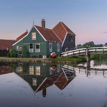 Отель Modern, Brand New Houseboat Near Amsterdam Монникендам Экстерьер фото